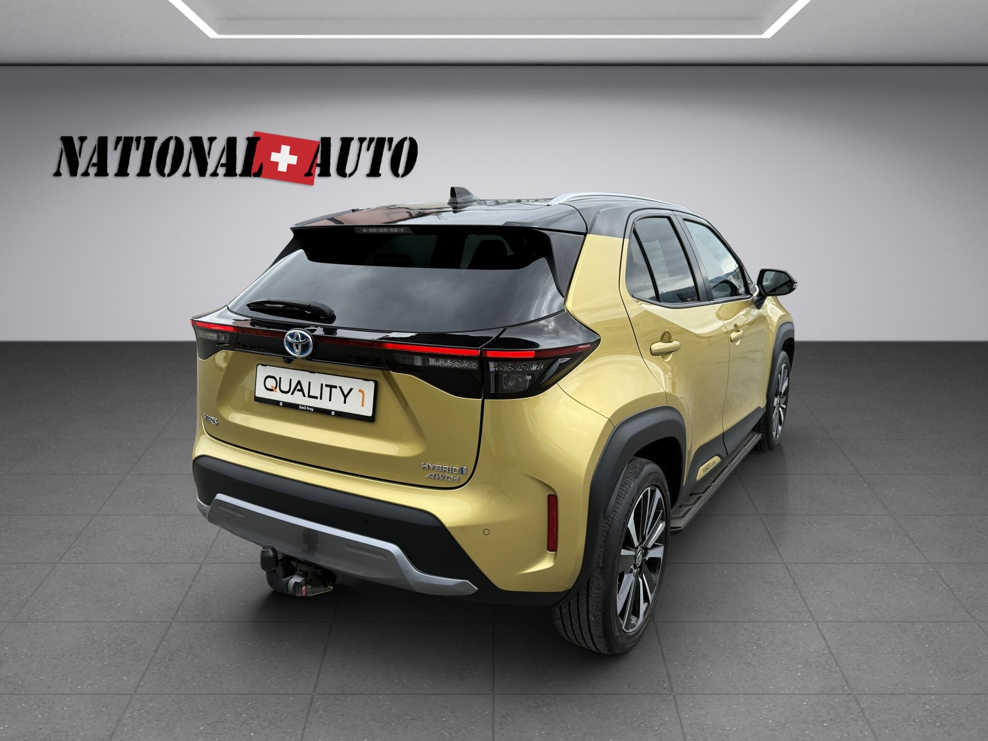 TOYOTA Yaris Cross 1.5 Premiere Edition e-CVT AWDi-image-4