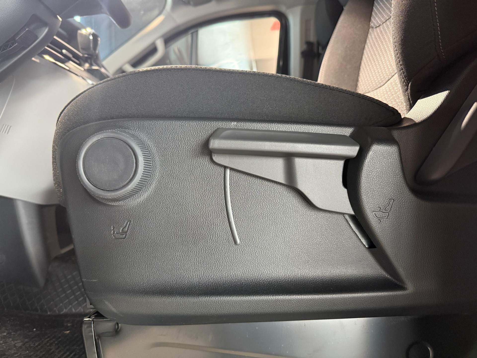 MAXUS Deliver 7 2.0D L2-image-7