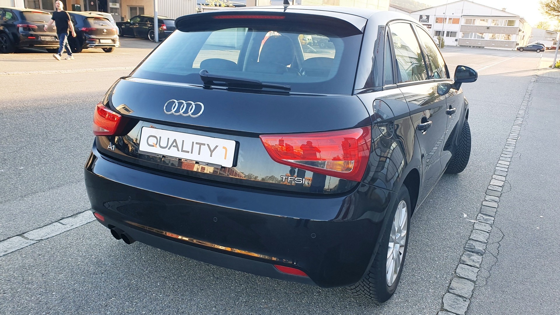 AUDI A1 Sportback 1.4 TFSI Attraction S-tronic-image-10