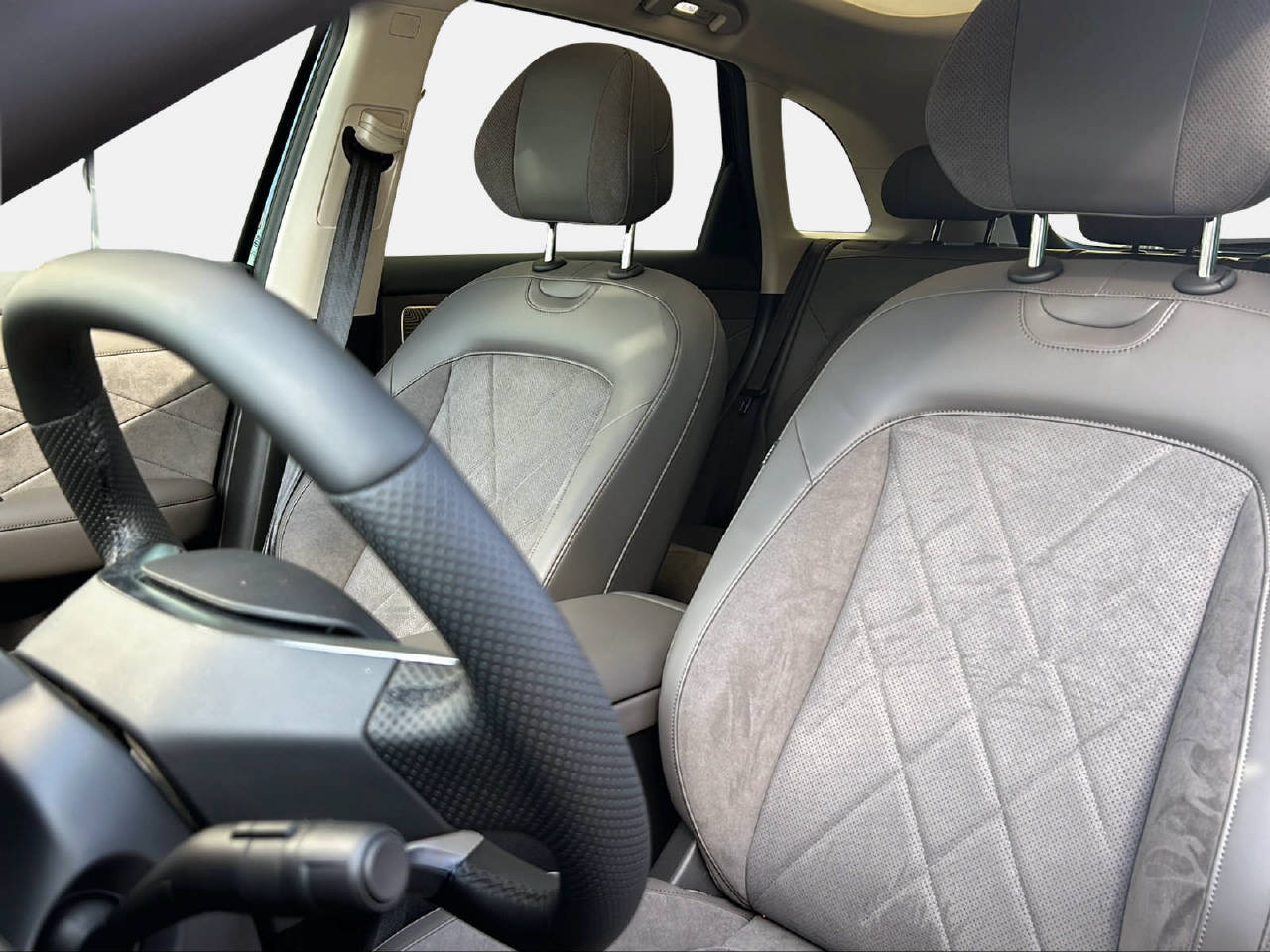 MG S6 EV 77 kWh Luxury 4WD-image-9