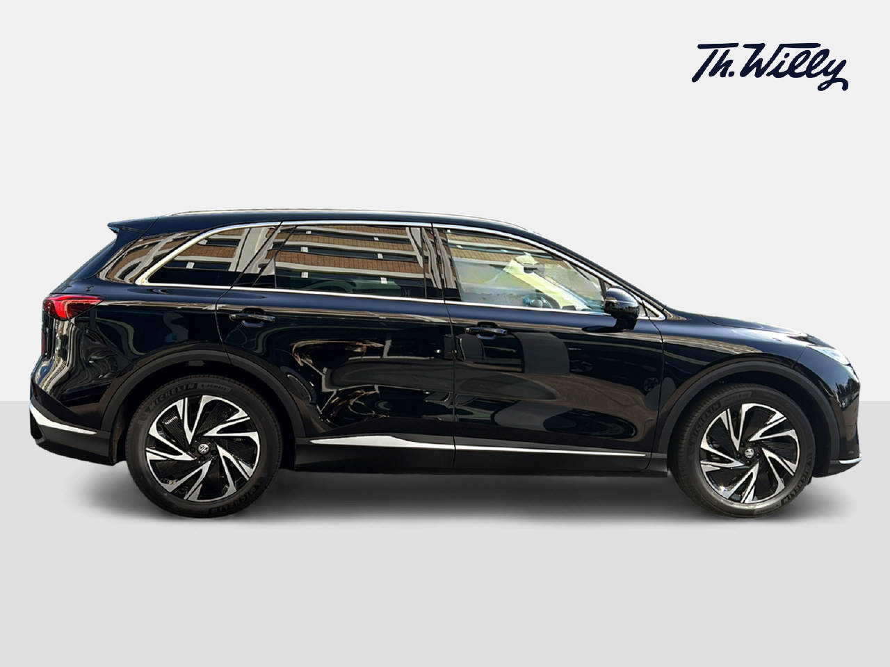 MG S6 EV 77 kWh Luxury 4WD-image-6