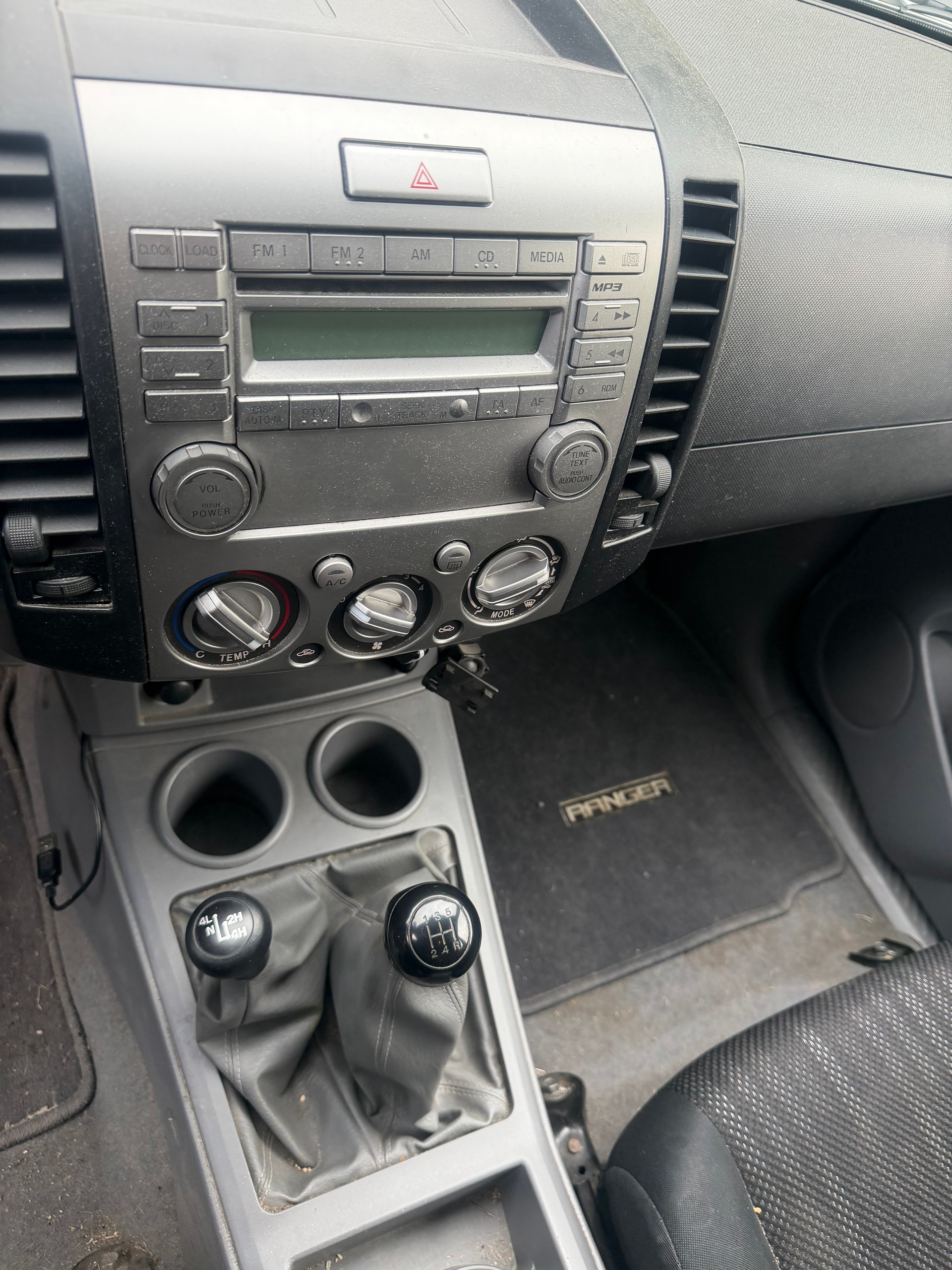 FORD Ranger XL 2.5 TDCi 4x4-image-3