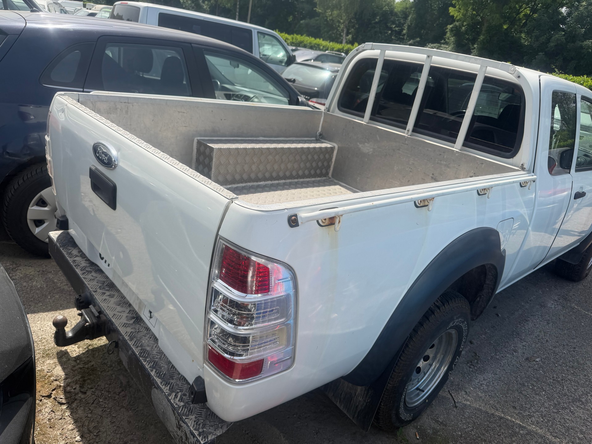 FORD Ranger XL 2.5 TDCi 4x4-image-6