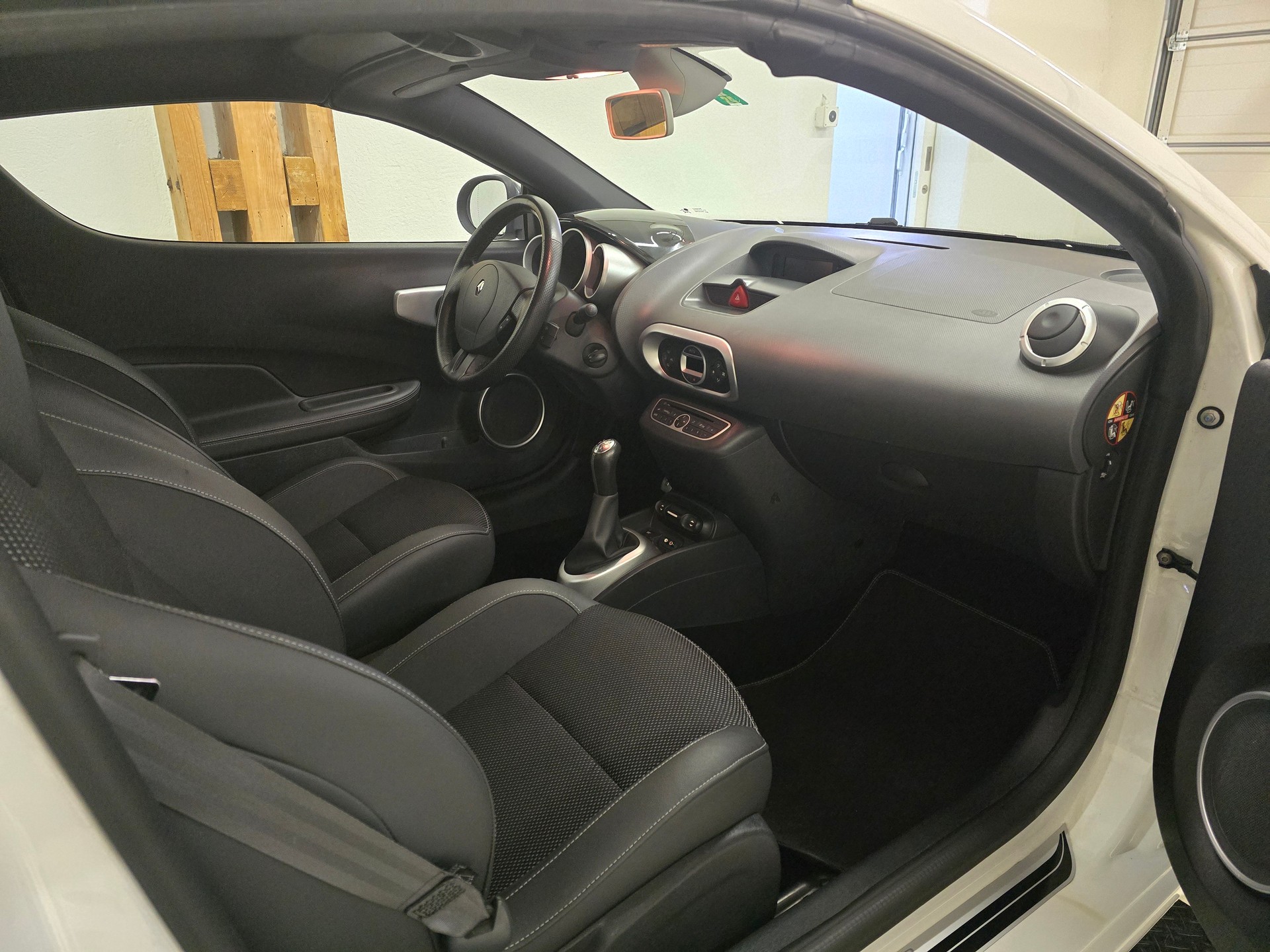 RENAULT Wind 1.2 16V T Dynamique-image-13