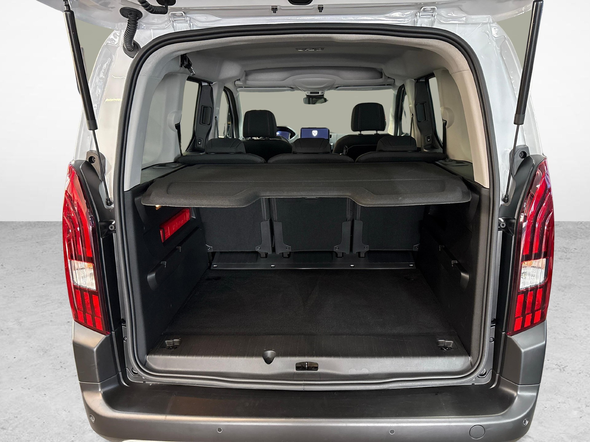 PEUGEOT Rifter 1.5 BlueHDi 130 GT-image-11