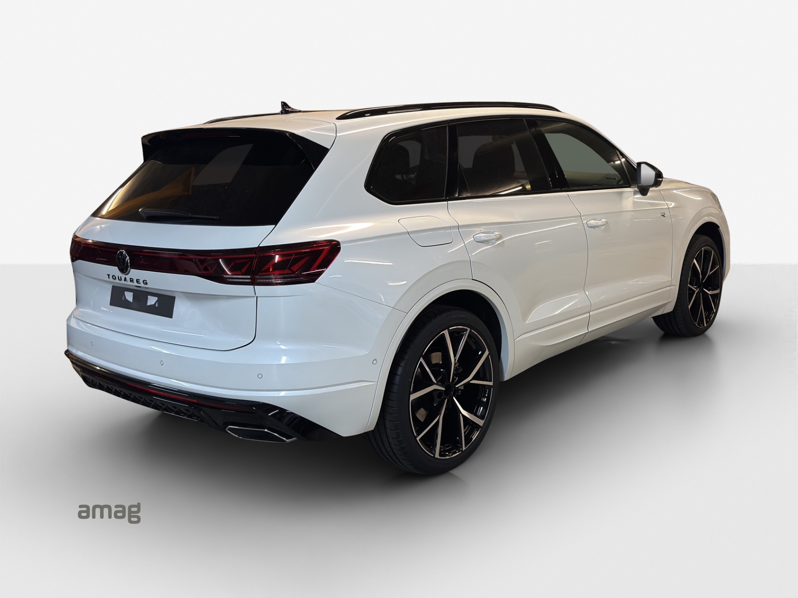 VW Touareg 3.0 TDI R-Line Final Edition Tiptronic-image-4