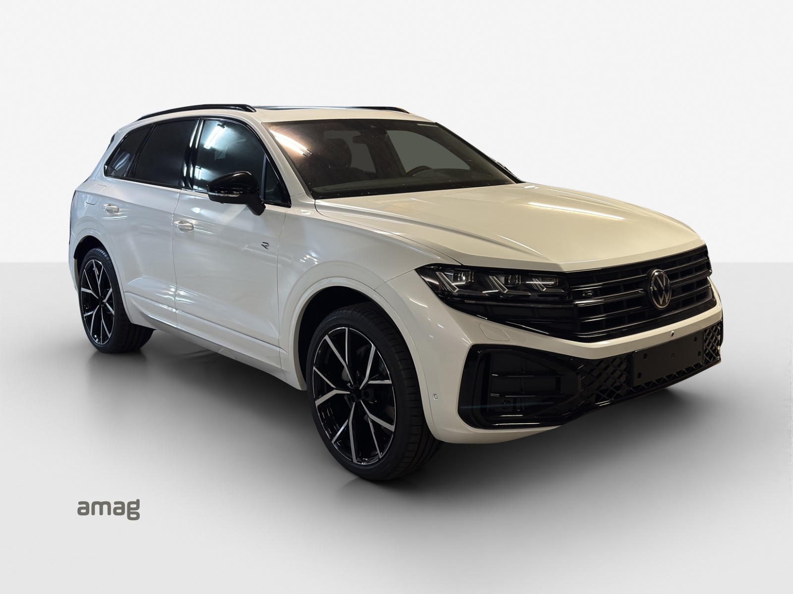 VW Touareg 3.0 TDI R-Line Final Edition Tiptronic-image-5