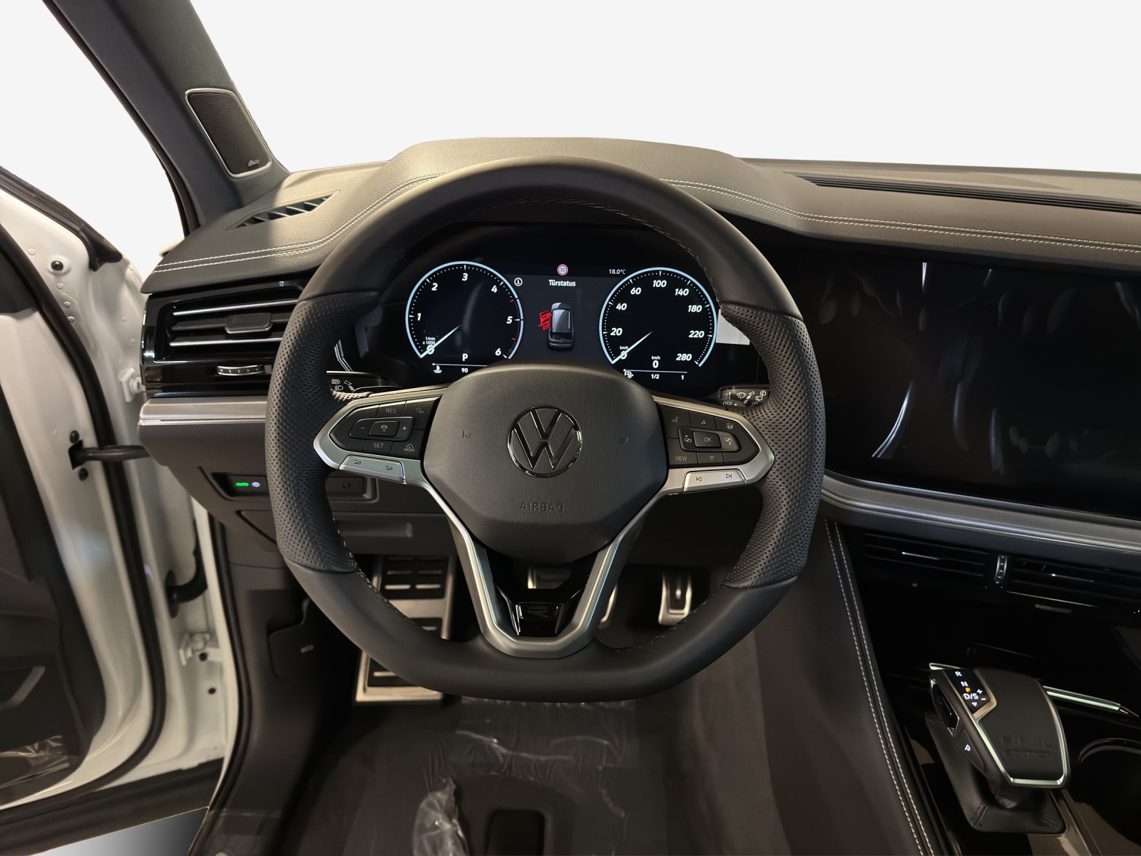 VW Touareg 3.0 TDI R-Line Final Edition Tiptronic-image-9