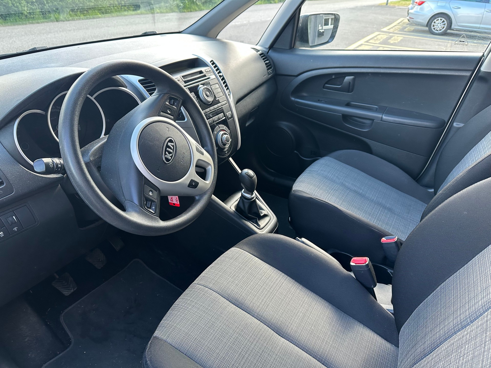 KIA Venga 1.4 CVVT _seven-image-5