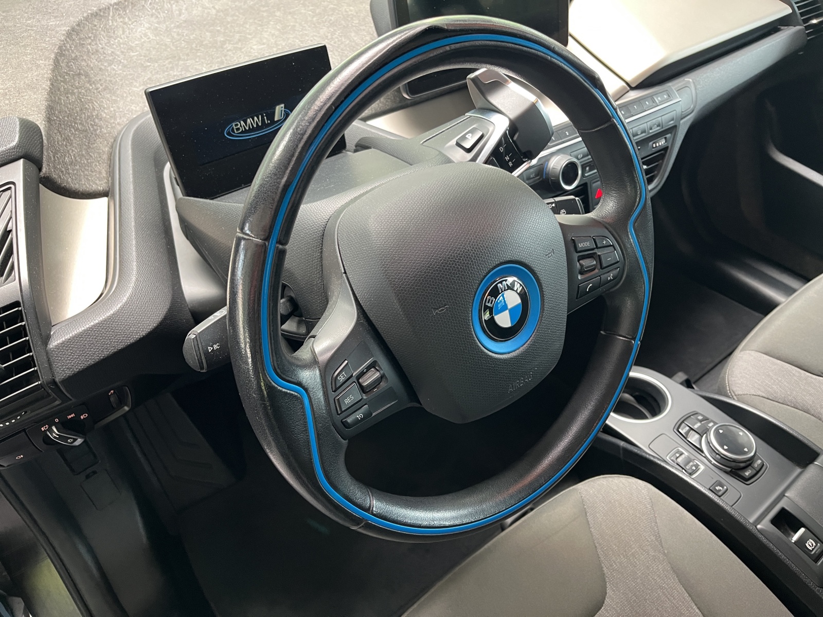 BMW i3 60 Ah-image-9