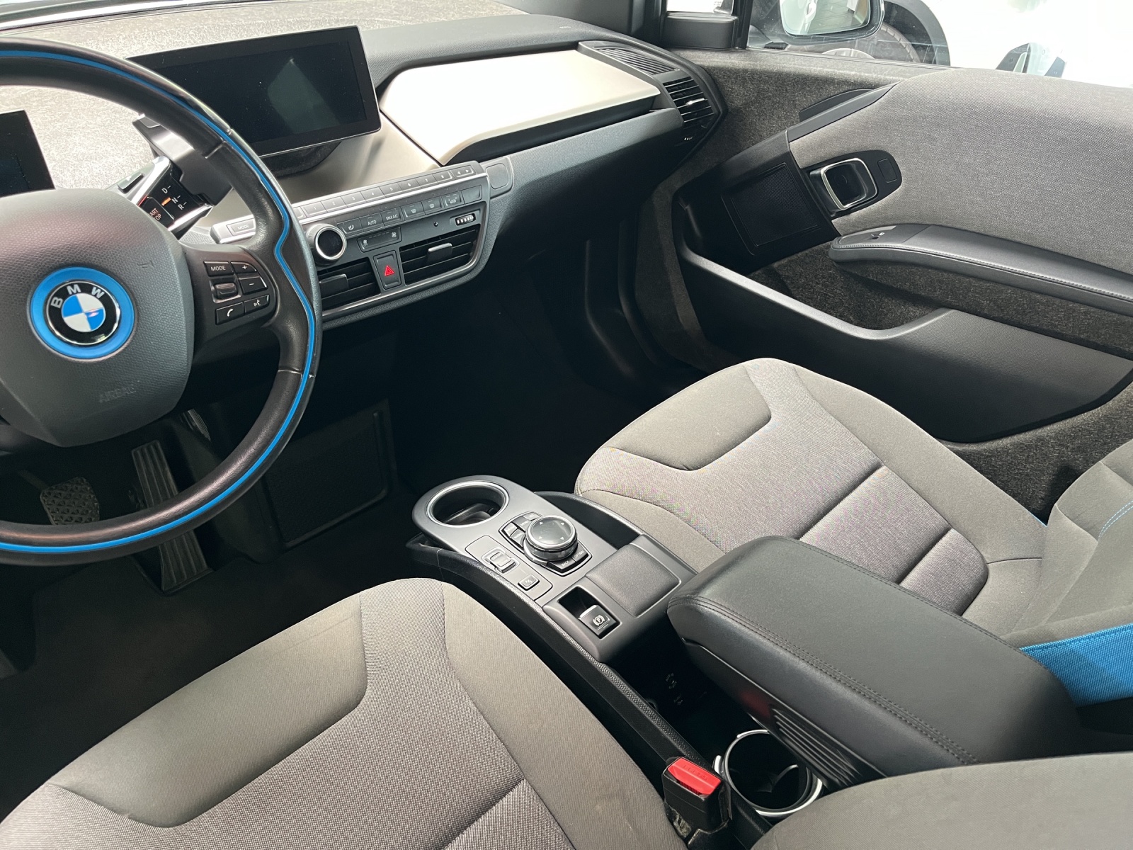 BMW i3 60 Ah-image-11
