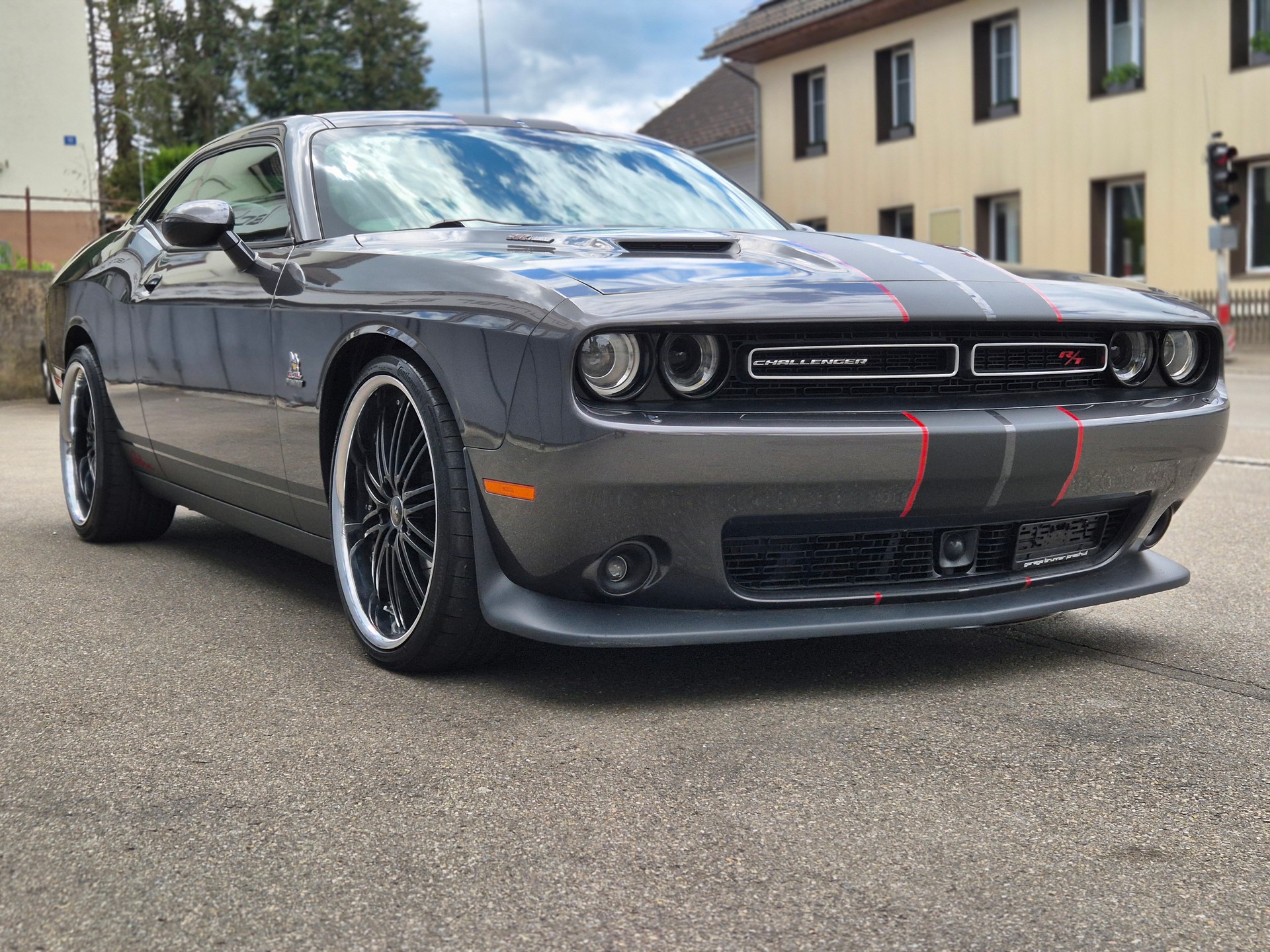 DODGE 6.4-image-3