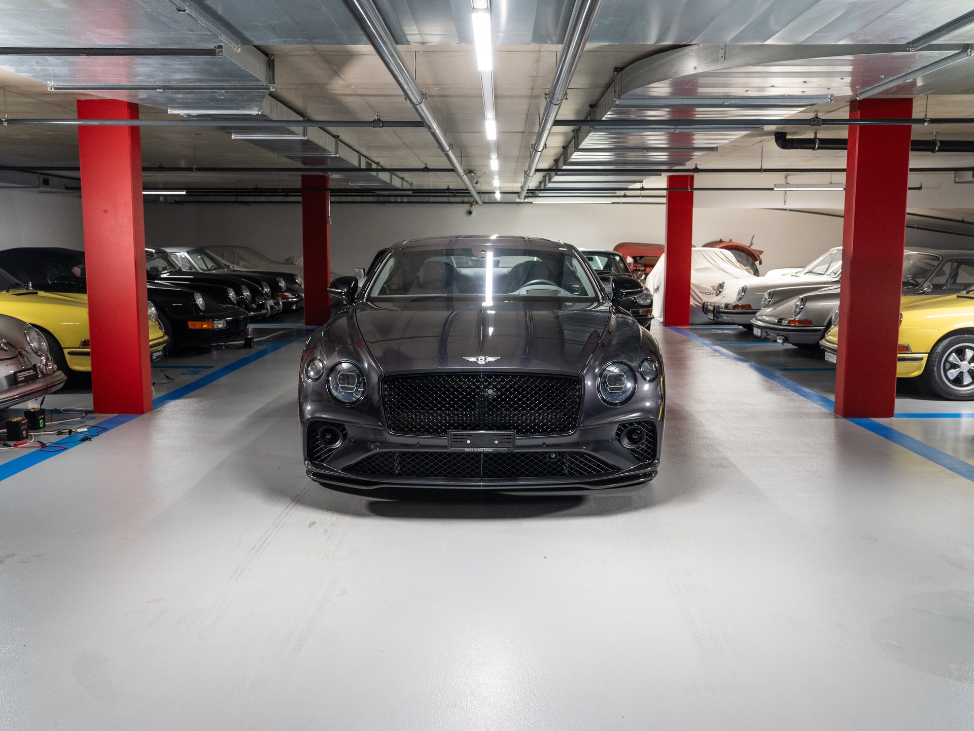 BENTLEY Continental GT S 4.0 V8-showroom-element-3