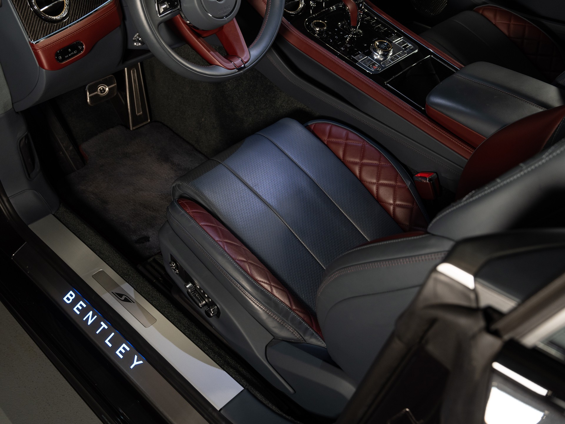 BENTLEY Continental GT S 4.0 V8-image-13