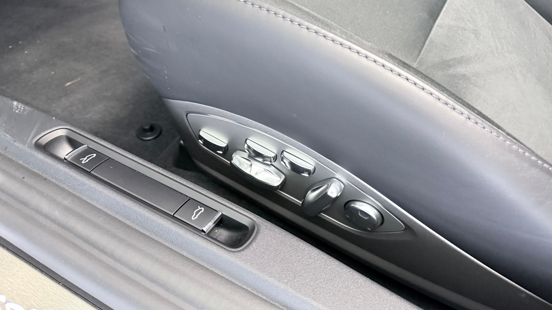 PORSCHE 718 Boxster 4.0 GTS PDK-image-13