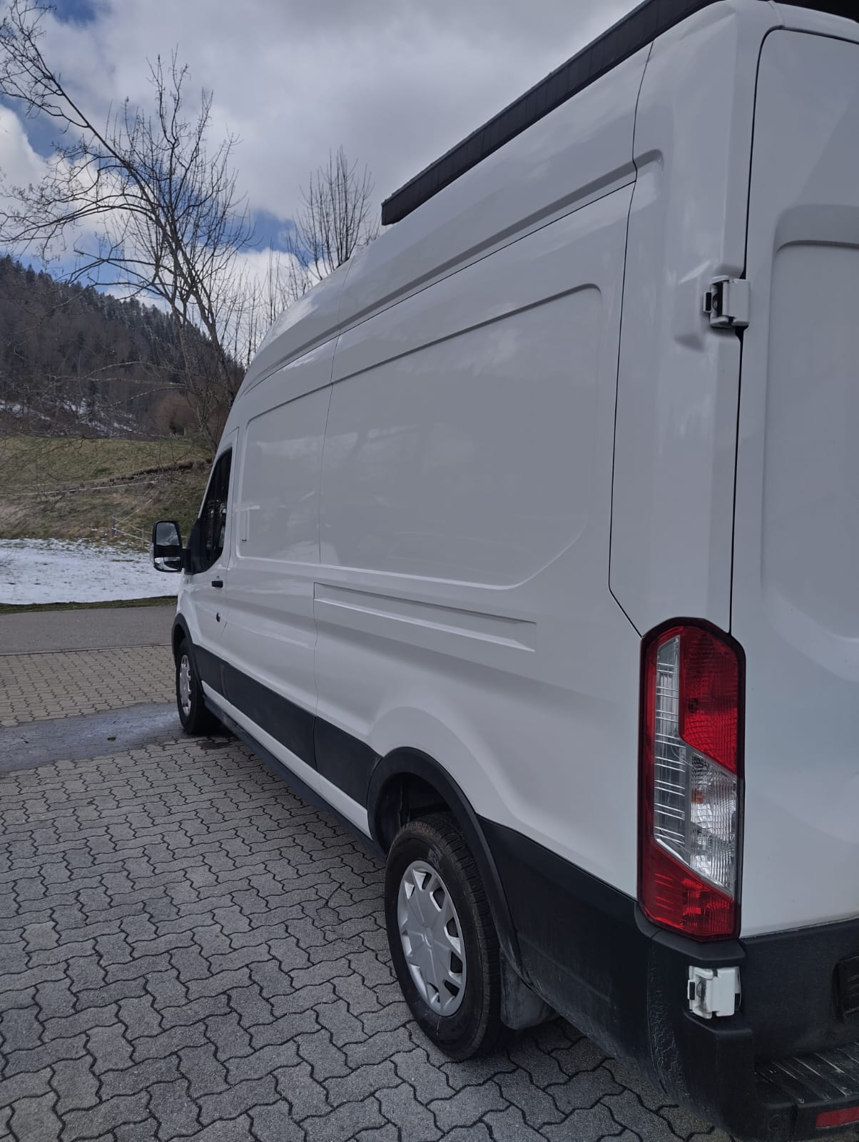 FORD Van 350 L3 Basis 2.0 TDCi 170 HD RWD-image-3