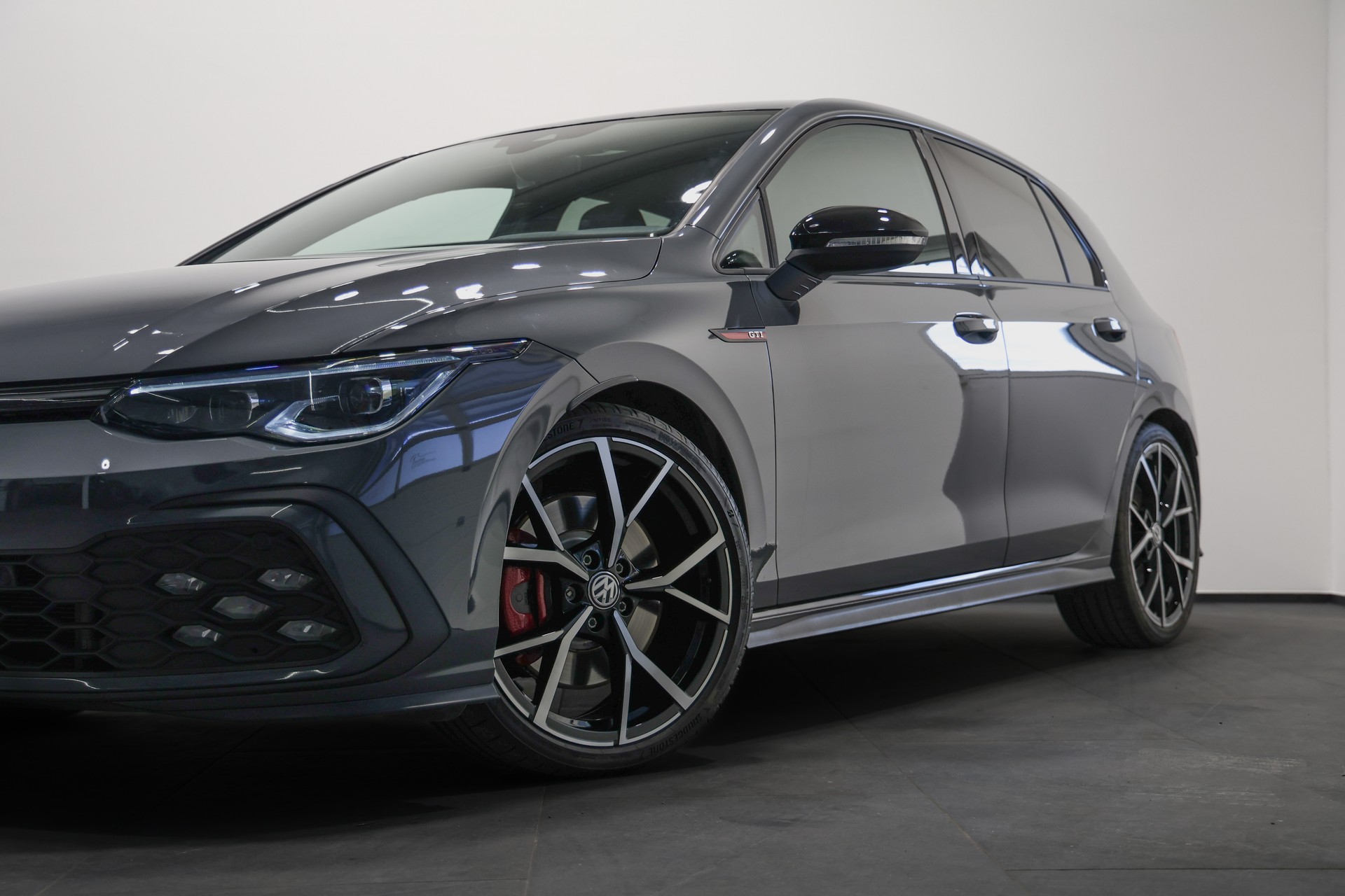 VW Golf 2.0 TSI GTI DSG *CH-Fahrzeug*-image-15