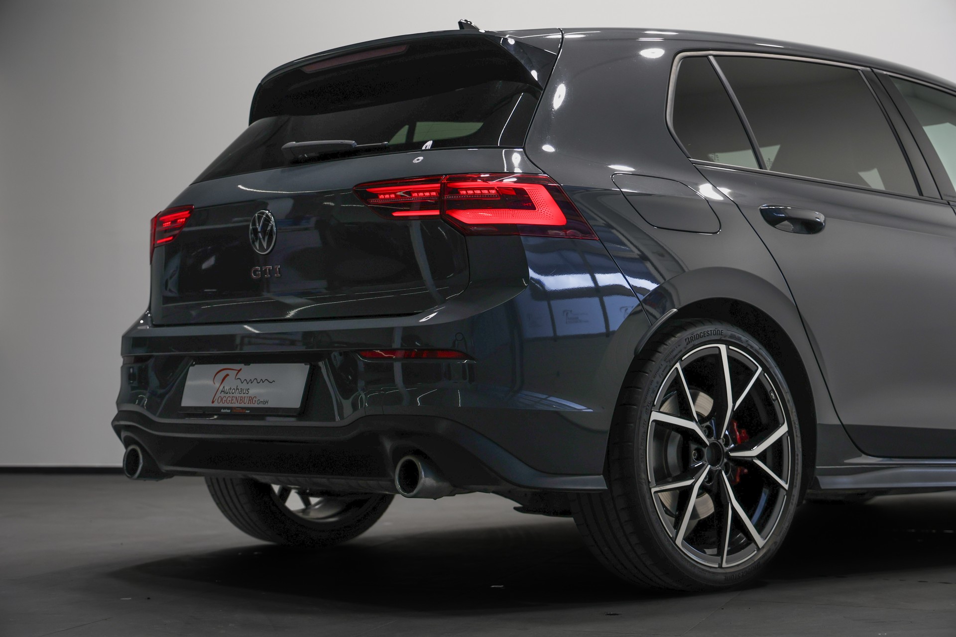 VW Golf 2.0 TSI GTI DSG *CH-Fahrzeug*-image-18