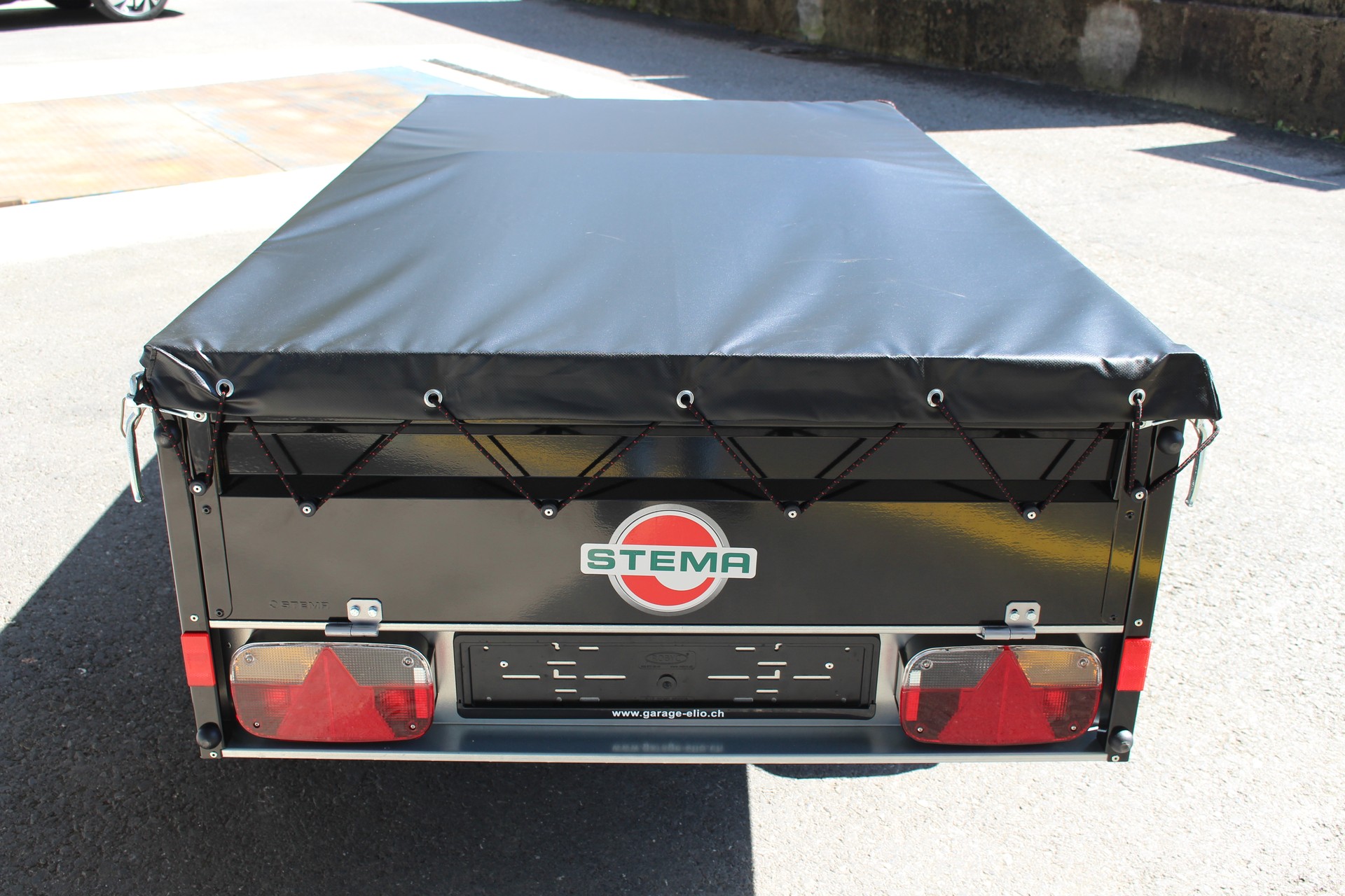 STEMA FT 750 Kippdeichsel Black Edition-showroom-element-2