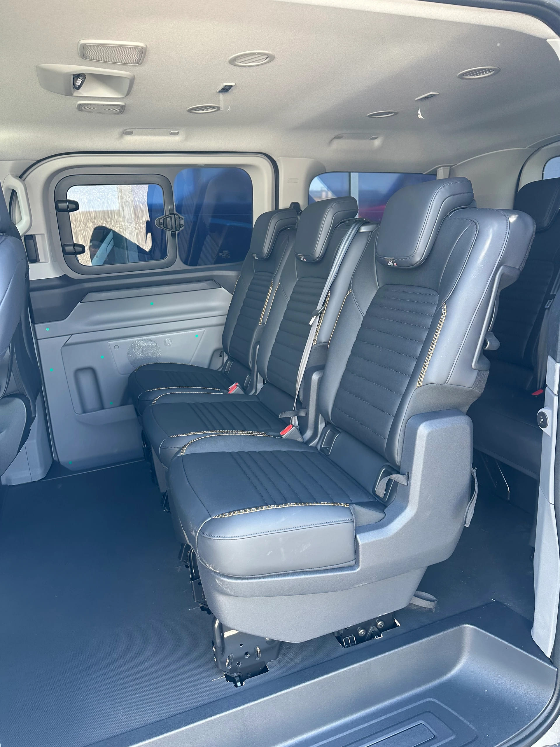 FORD Transit C combi 320 L1 2.0 Eco Trail/170CV/Aut.4x4-image-12