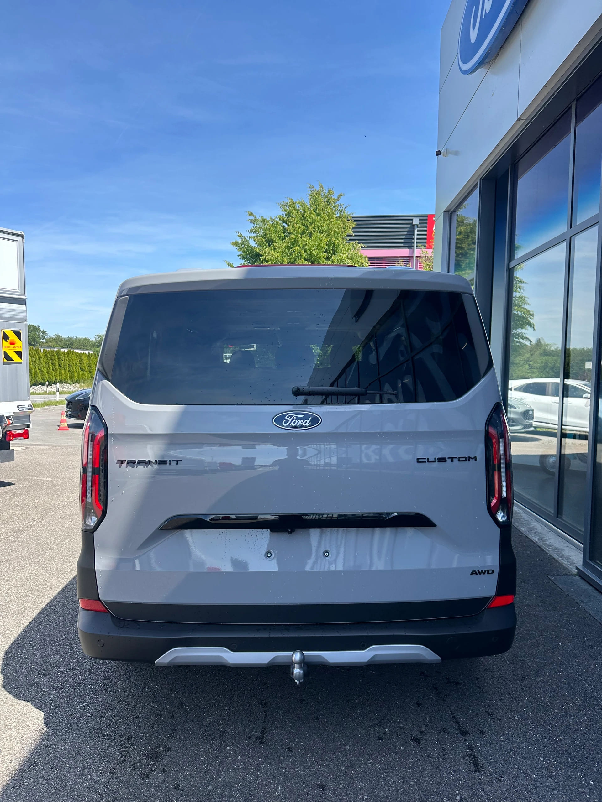 FORD Transit C combi 320 L1 2.0 Eco Trail/170CV/Aut.4x4-image-4