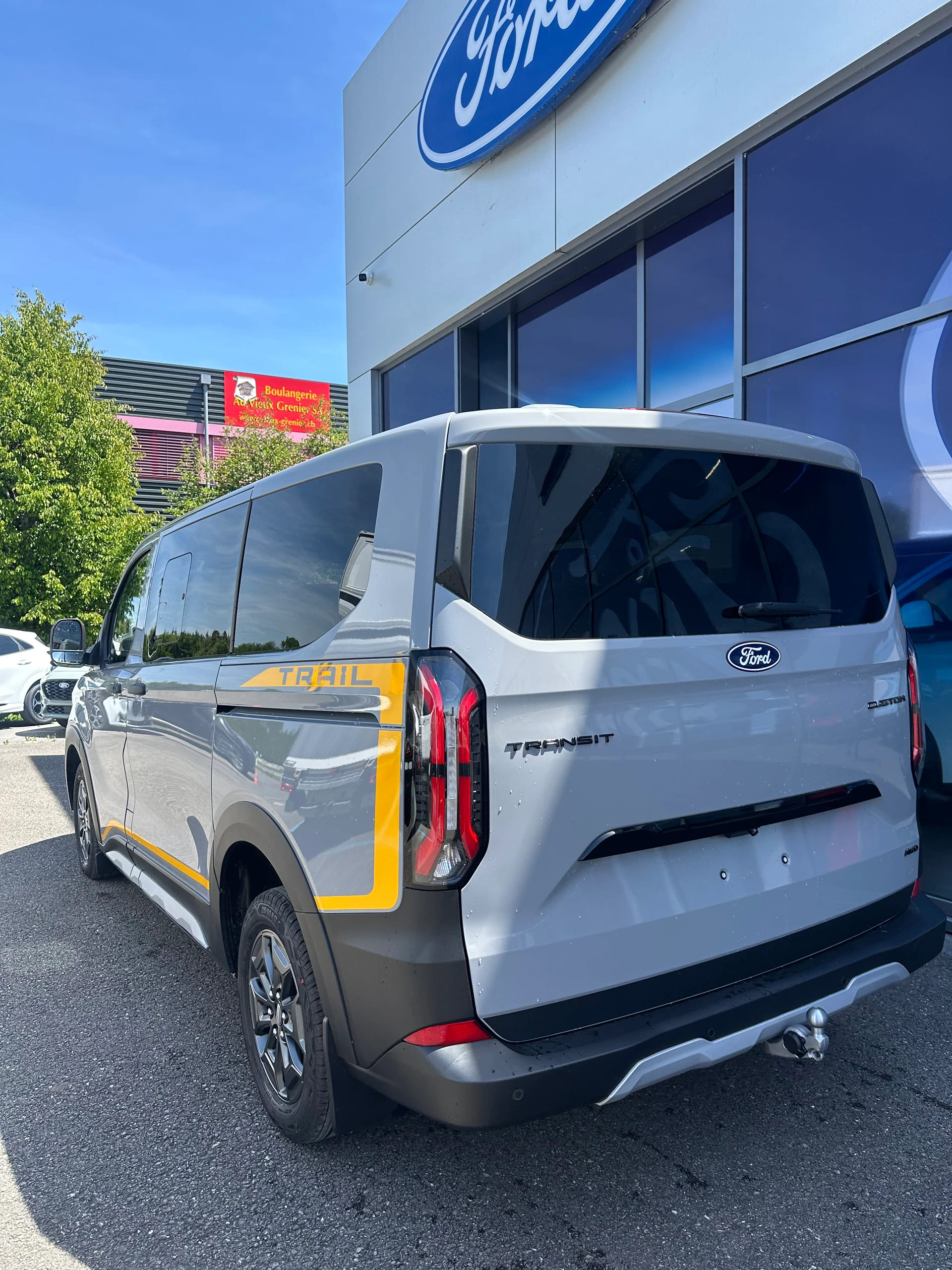 FORD Transit C combi 320 L1 2.0 Eco Trail/170CV/Aut.4x4-image-3