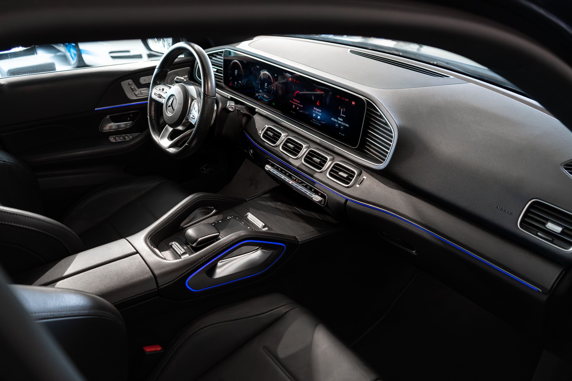 MERCEDES-BENZ GLE 350 e 4Matic 9G-Tronic-image-10
