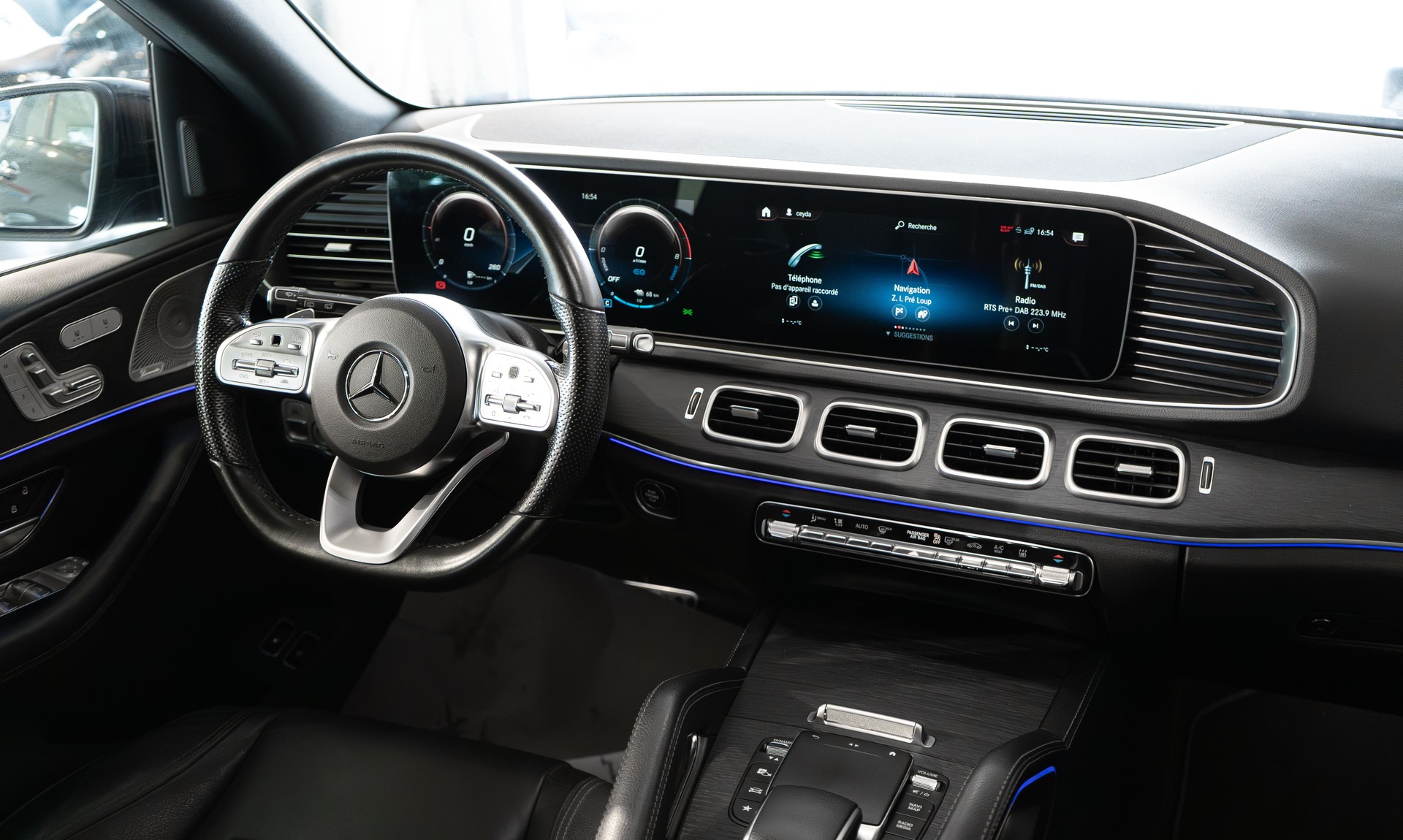 MERCEDES-BENZ GLE 350 e 4Matic 9G-Tronic-image-5