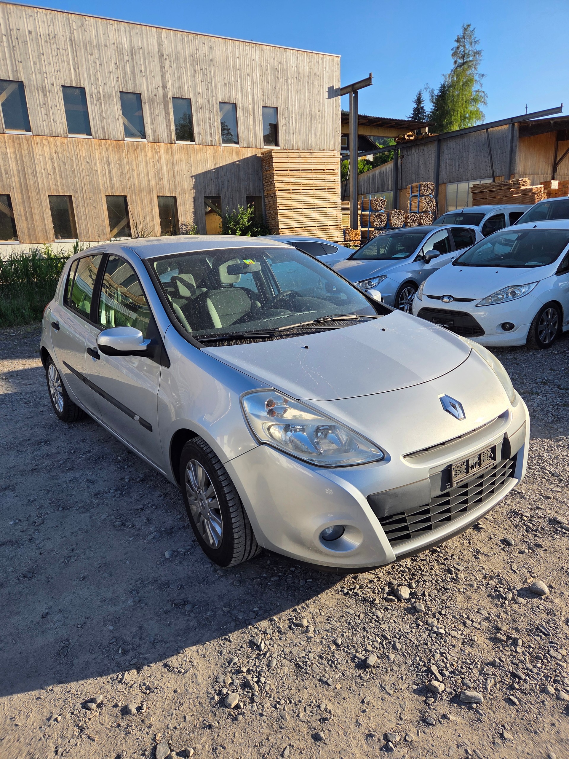 RENAULT Clio 1.2 16V Turbo Night&Day-image-1