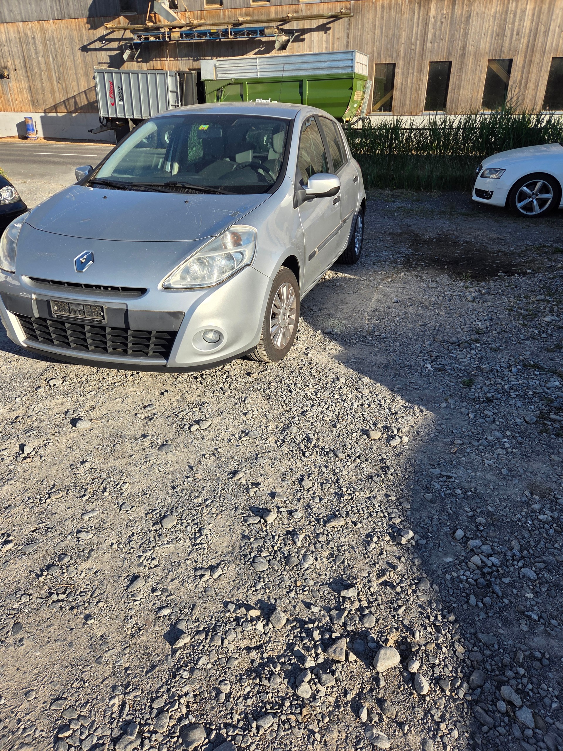 RENAULT Clio 1.2 16V Turbo Night&Day