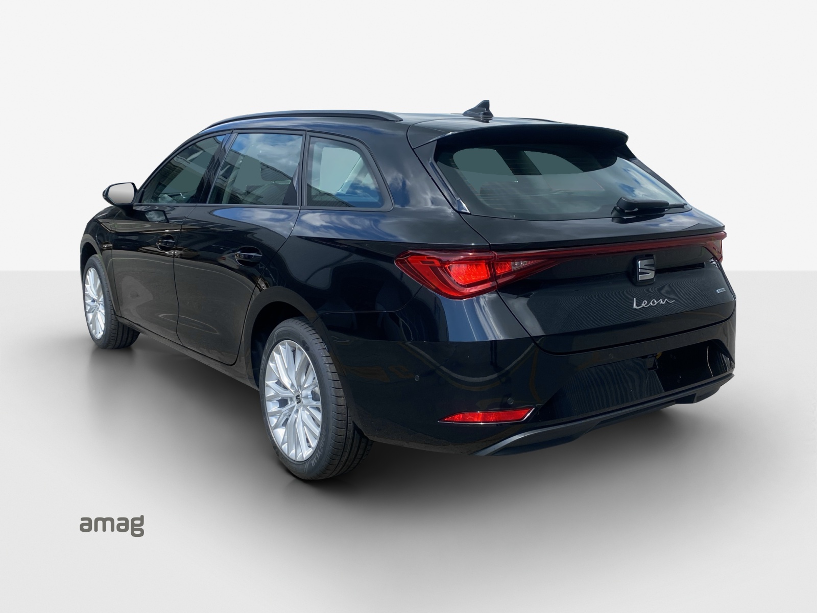 SEAT Leon ST 1.5 eHybrid pHEV DSG FR-showroom-element-2