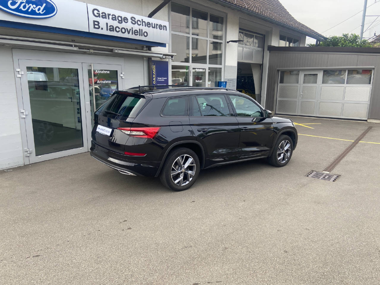SKODA Kodiaq 2.0 TSI Sportline DSG-image-5