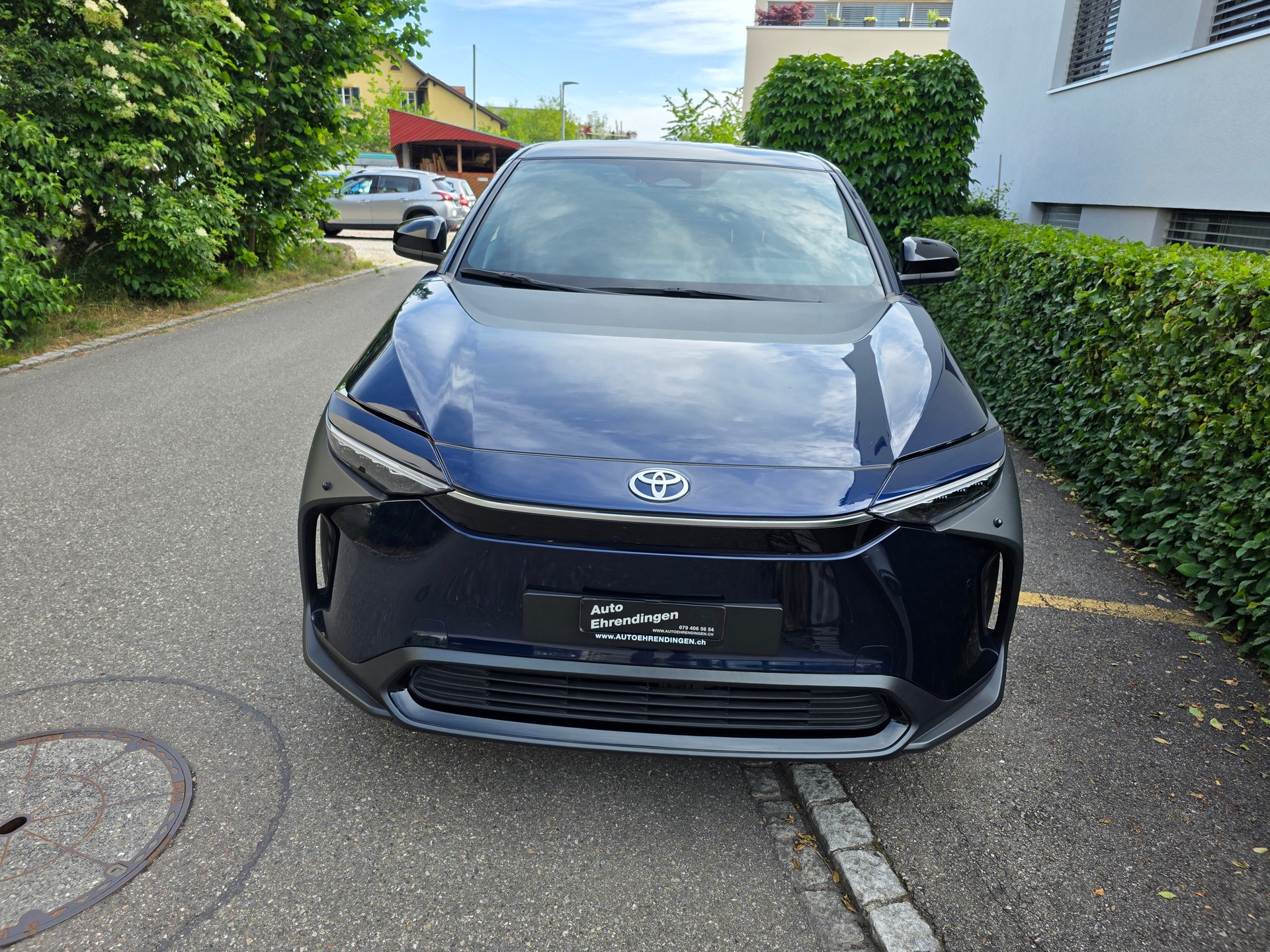 TOYOTA bZ4X Style 71,4 kWh 4WD-showroom-element-1