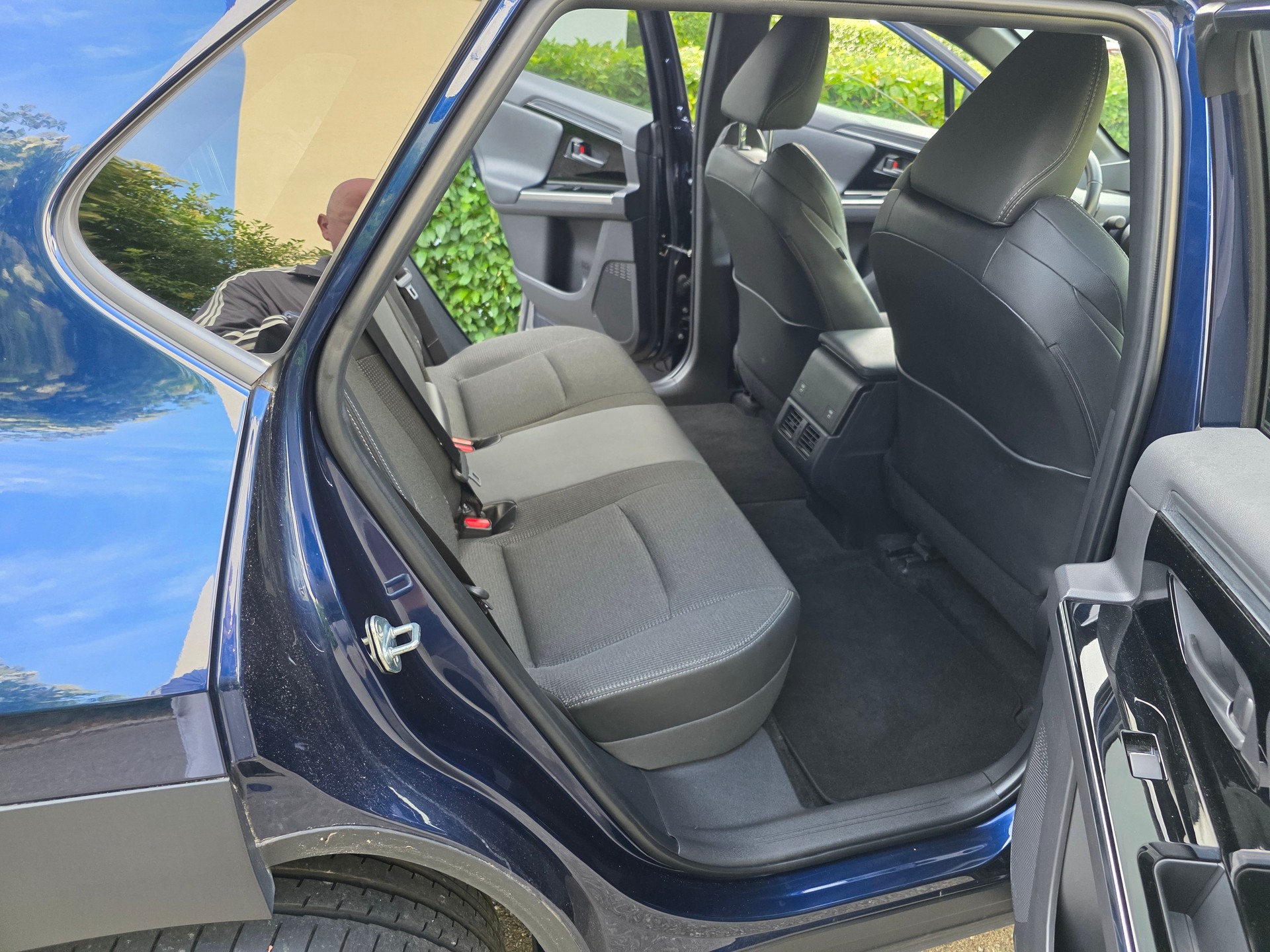 TOYOTA bZ4X Style 71,4 kWh 4WD-image-14