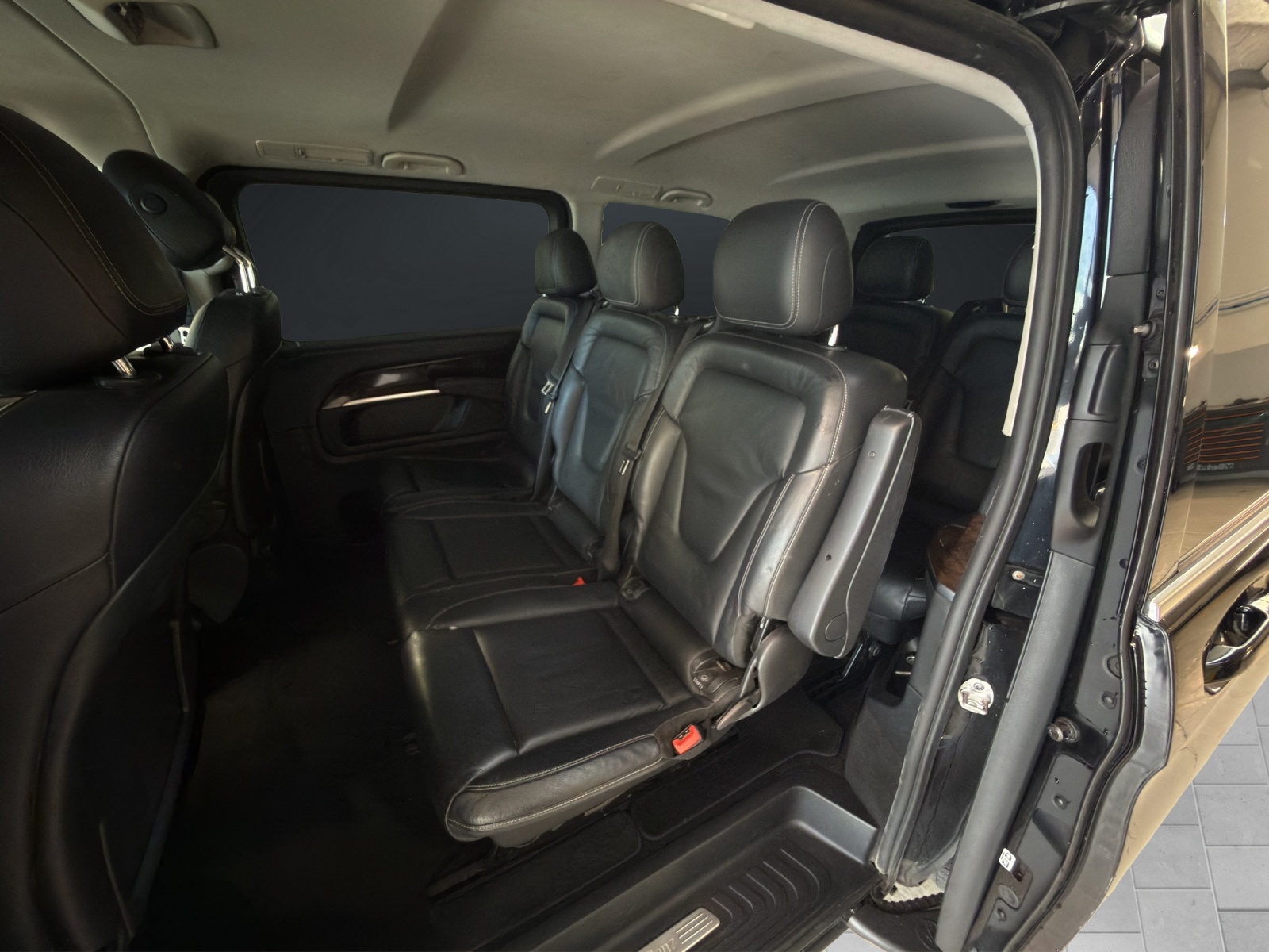 MERCEDES-BENZ V 250 d Avantgarde lang 4Matic 7G-Tronic 8 posti-image-14