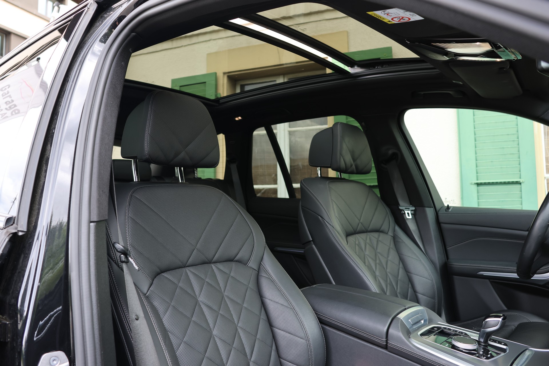 BMW X5 xDrive 48V 40d M Sport Steptronic-image-9