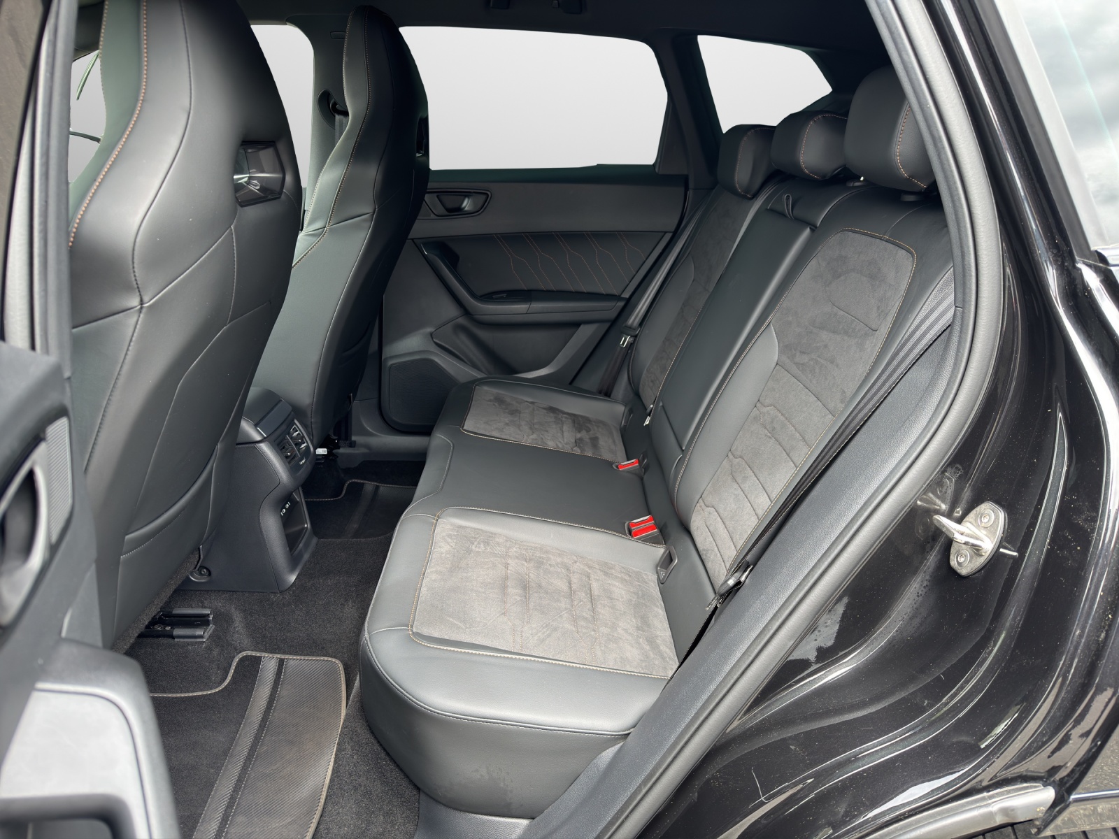 CUPRA Ateca 2.0 TSI VZ 4Drive DSG-image-8