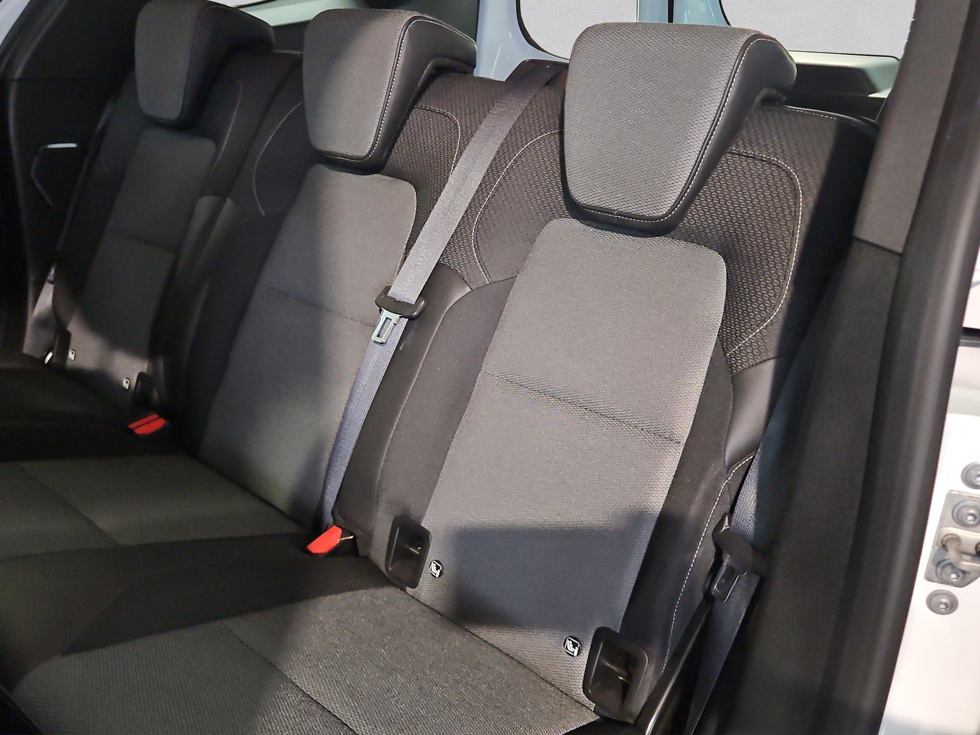 RENAULT Kangoo 1.3 TCe 130 PF Edition One-image-14