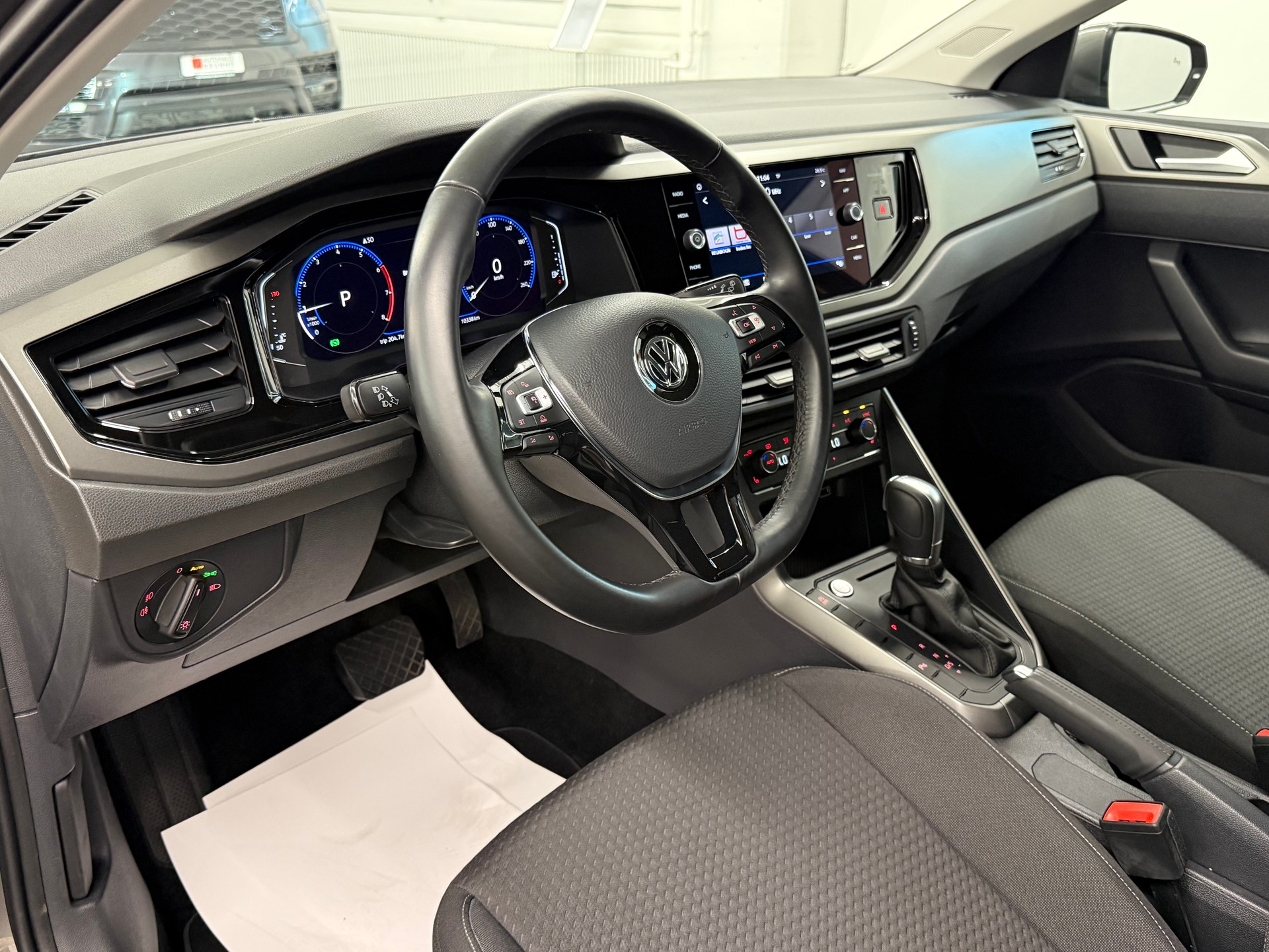 VW Polo 1.0 TSI BMT Comfortline DSG-image-12
