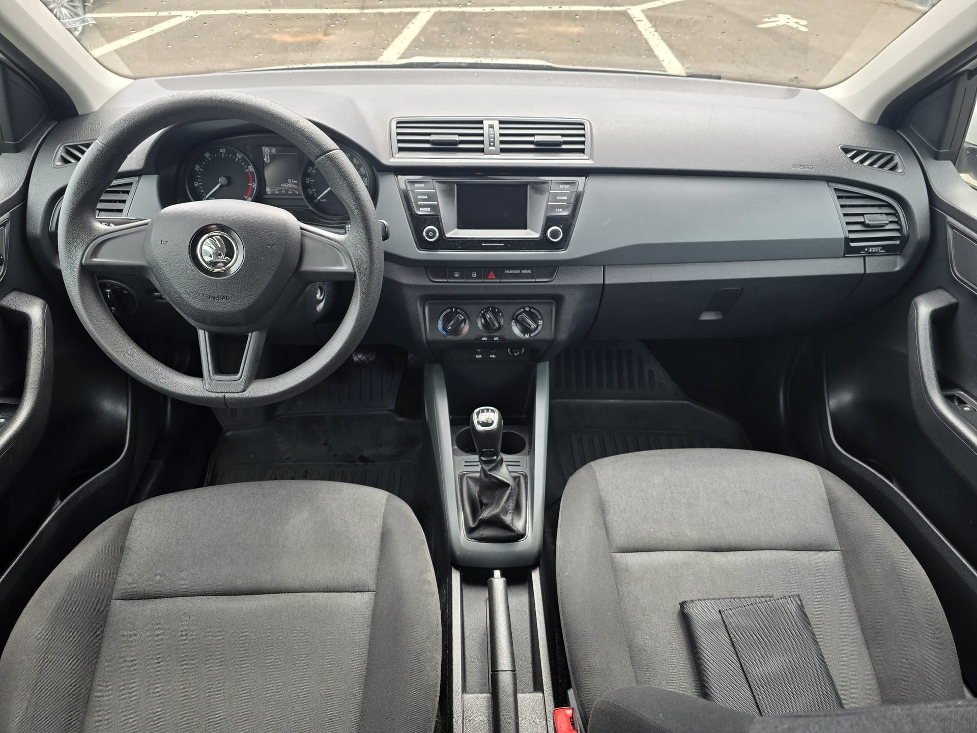 SKODA Fabia 1.0 Active-image-10