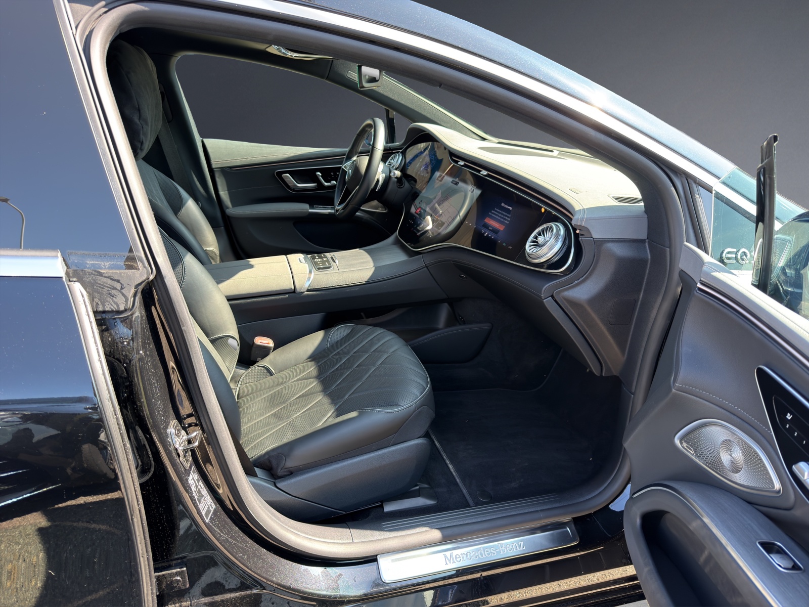 MERCEDES-BENZ EQS 580 4Matic-image-6