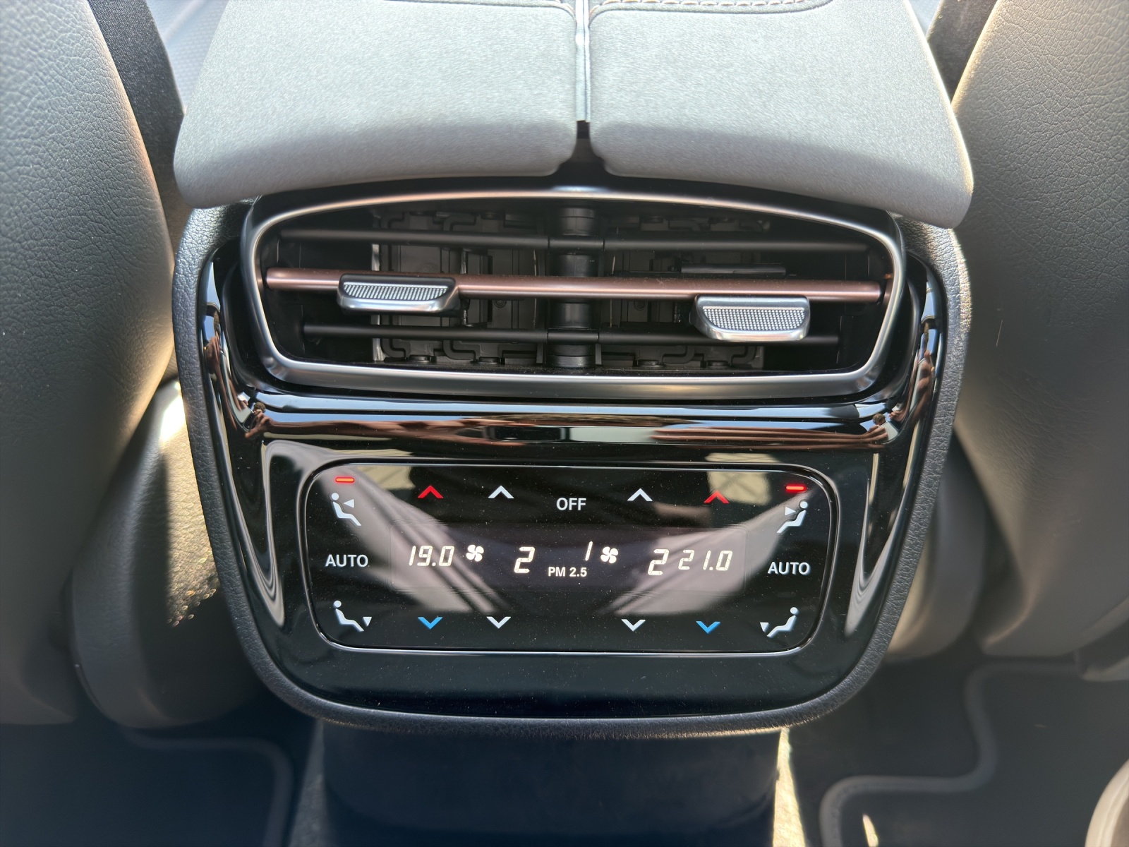 MERCEDES-BENZ EQS 580 4Matic-image-15