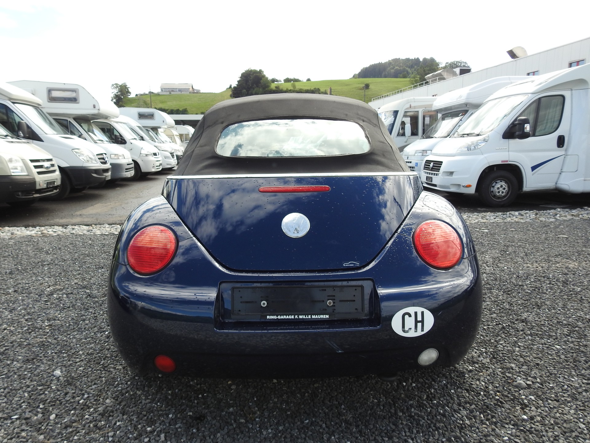 VW Beetle Cabrio 1.6-image-4