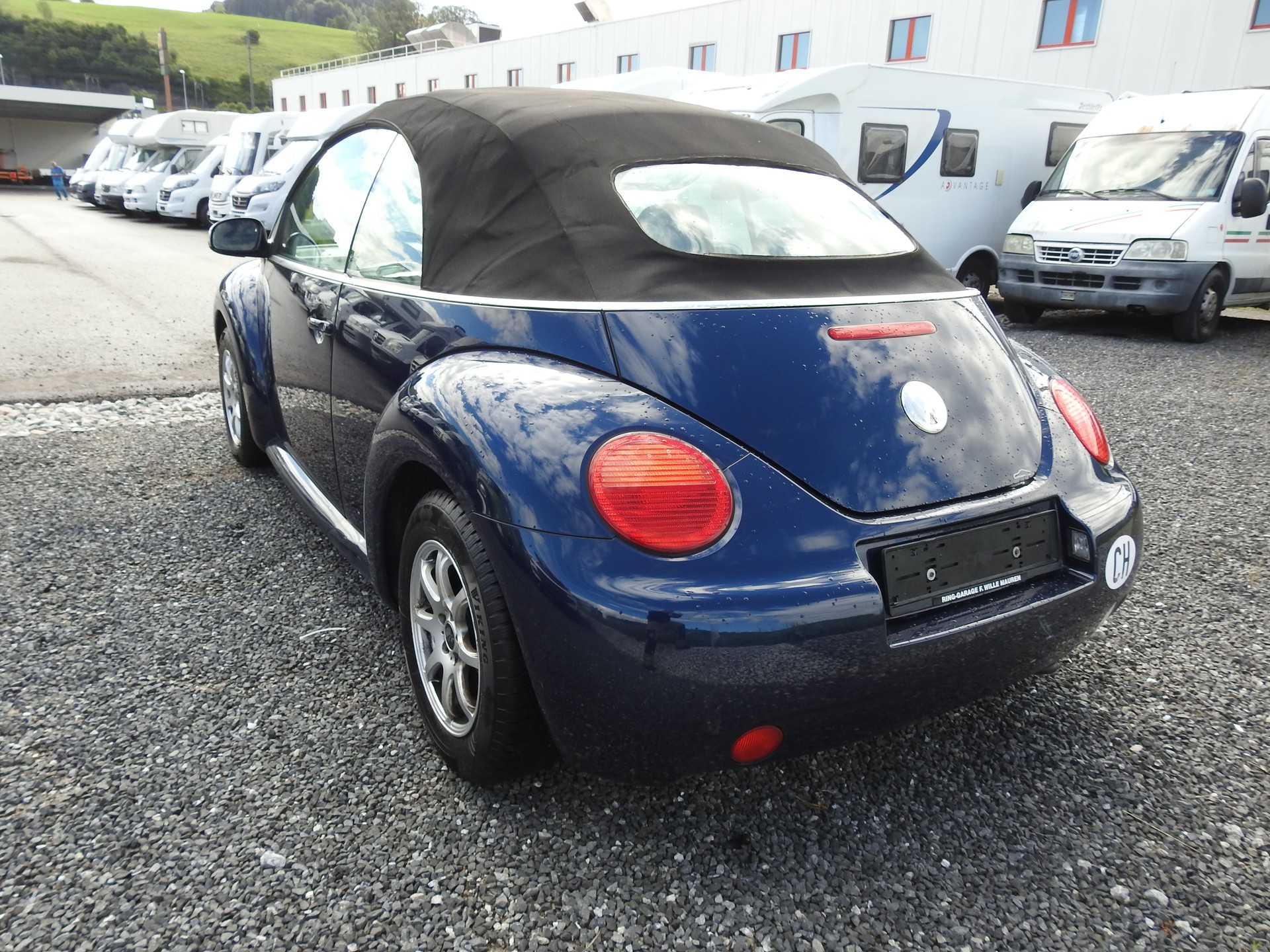 VW Beetle Cabrio 1.6-showroom-element-3