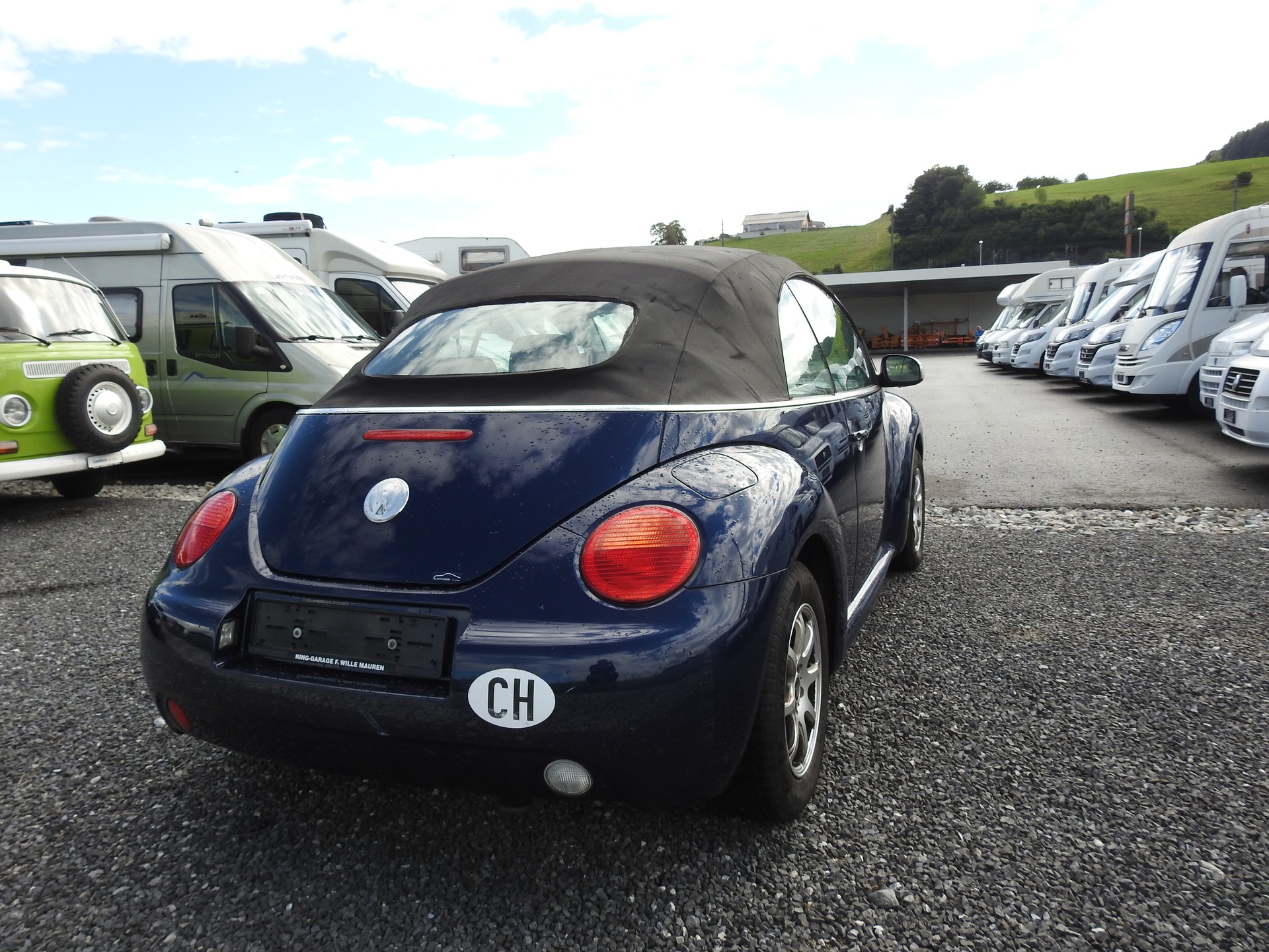 VW Beetle Cabrio 1.6-image-5