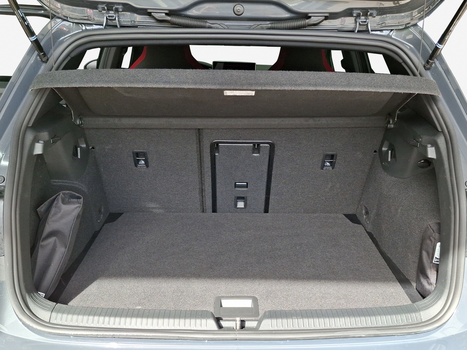 VW Golf 2.0 TSI GTI DSG-image-12