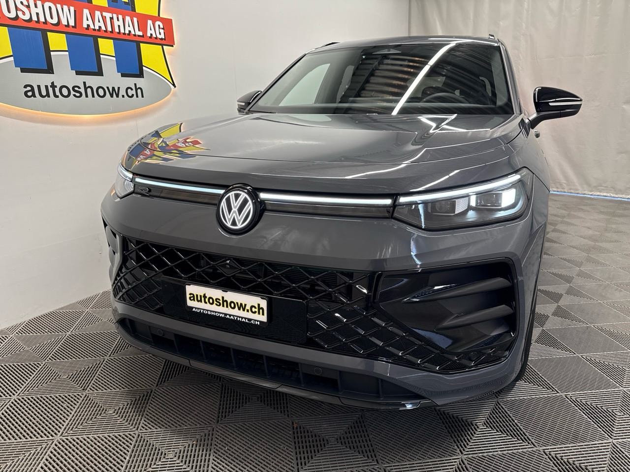 VW Tayron 1.5 TSI PHEV R-Line Black Style Limited Editon 272PS-image-19