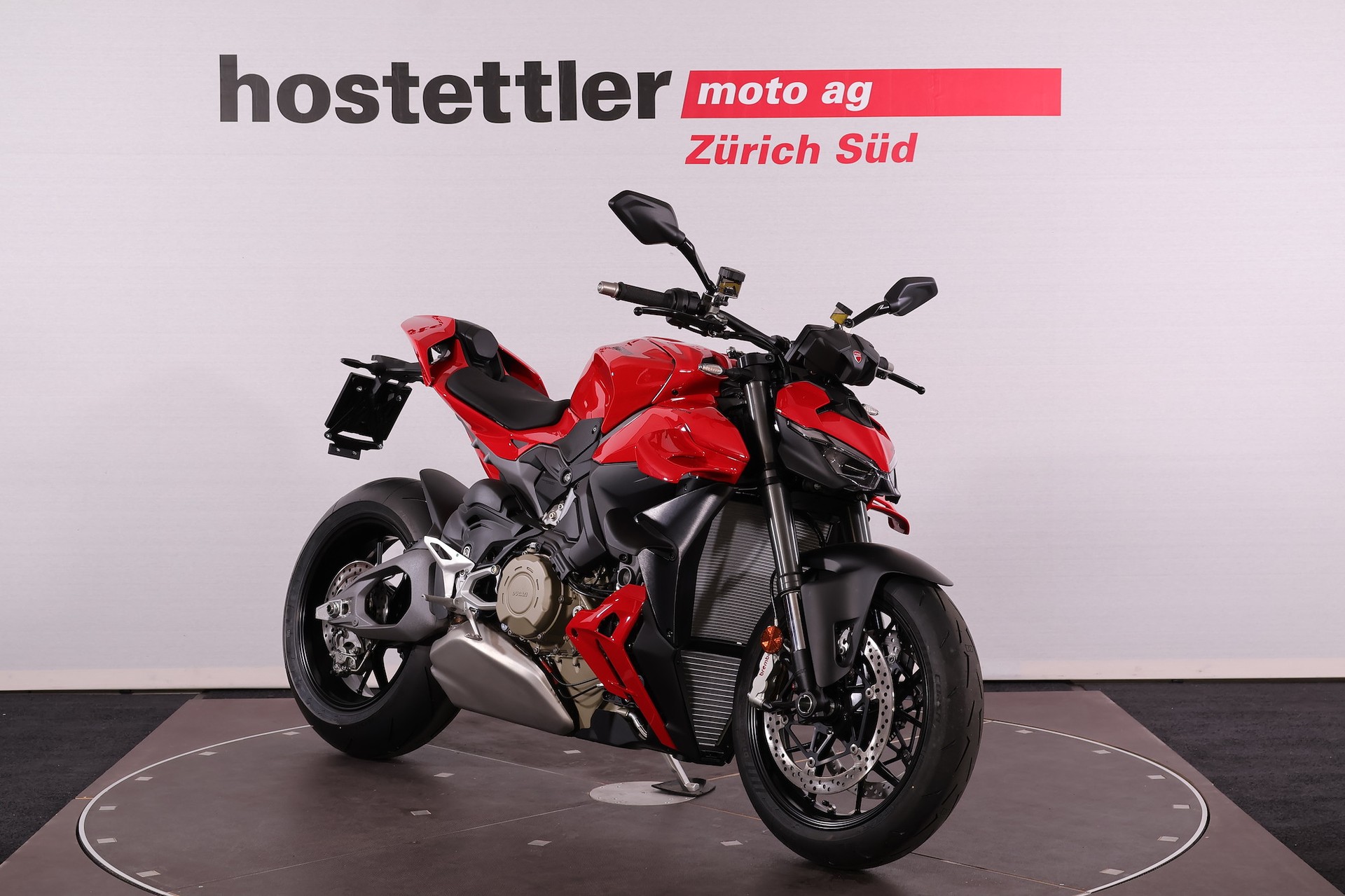 DUCATI Streetfighter V4-image-4
