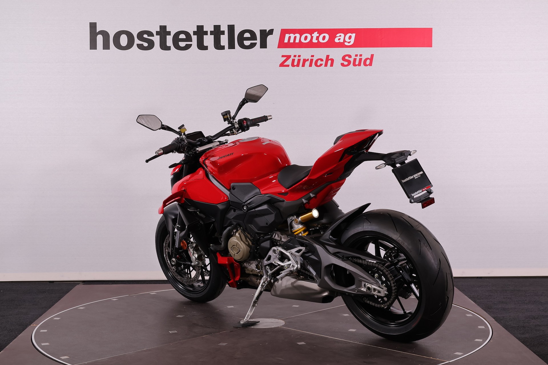 DUCATI Streetfighter V4-showroom-element-1