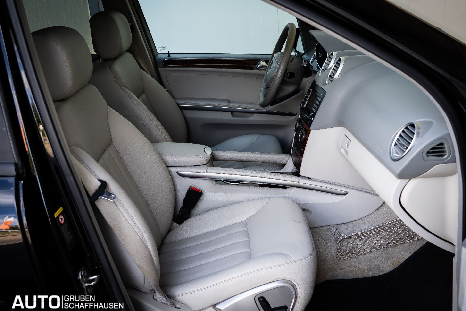MERCEDES-BENZ ML 500-image-14